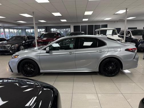 2021 Toyota Camry XSE