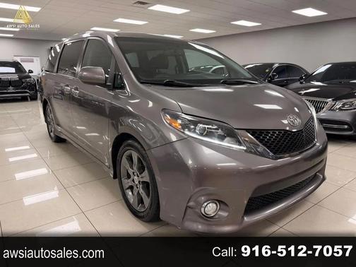 2016 Toyota Sienna SE
