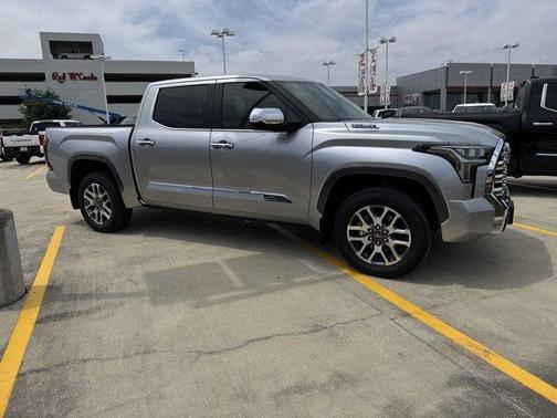 2025 Toyota Tundra Hybrid 1794 Edition