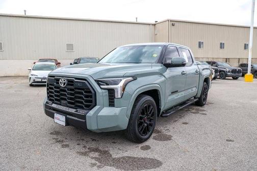 2022 Toyota Tundra SR5