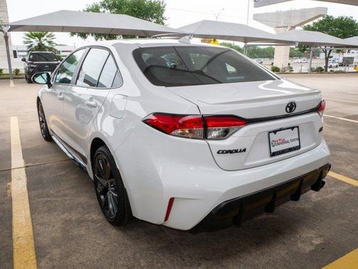 2025 Toyota Corolla SE