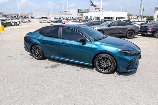 2025 Toyota Camry XLE