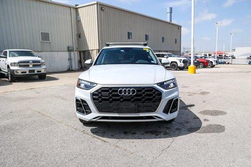 2022 Audi Q5 45 S line Premium Plus