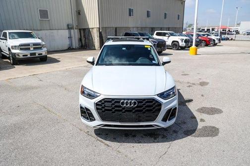 2022 Audi Q5 45 S line Premium Plus