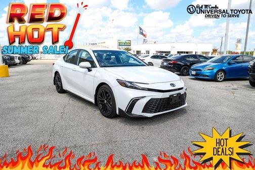 2025 Toyota Camry SE