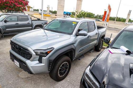 2025 Toyota Tacoma TRD Off Road