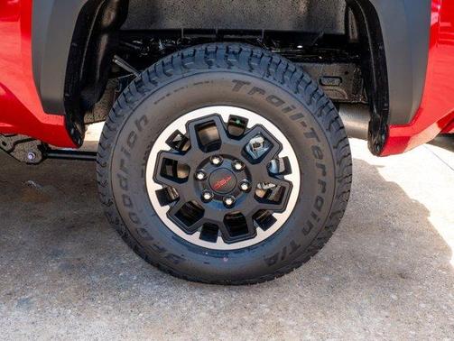 2025 Toyota Tacoma TRD Off Road