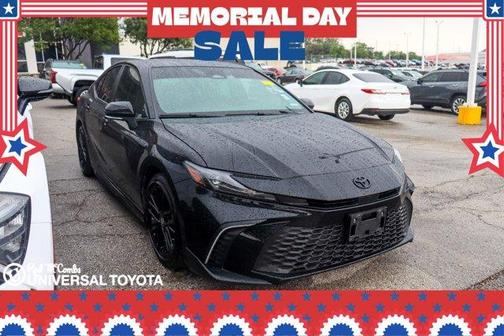 2025 Toyota Camry SE