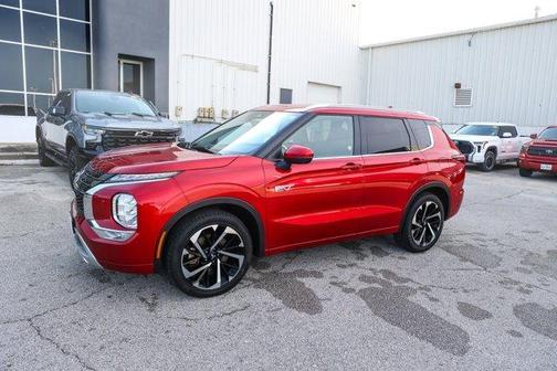 2023 Mitsubishi Outlander PHEV SEL