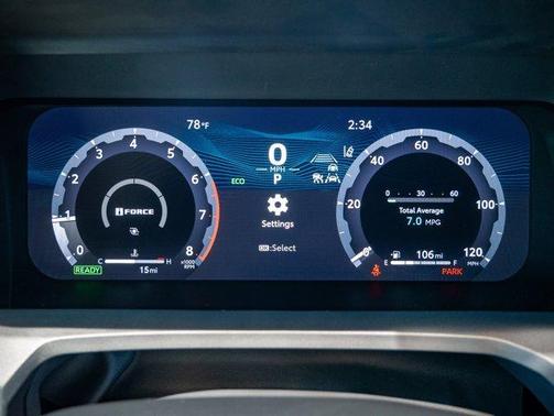 2025 Toyota Tacoma Hybrid TRD