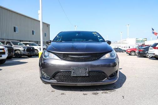 2019 Chrysler Pacifica Touring Plus