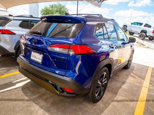 2025 Toyota Corolla Cross Hybrid XSE
