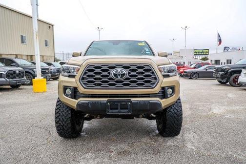2018 Toyota Tacoma SR