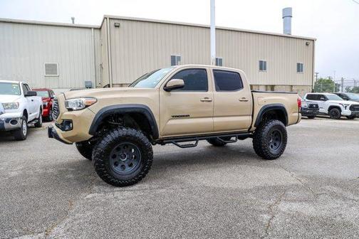 2018 Toyota Tacoma SR