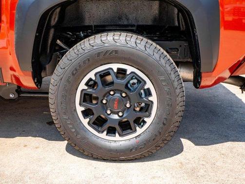 2025 Toyota Tacoma TRD Off Road