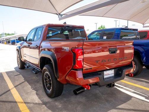 2025 Toyota Tacoma TRD Off Road
