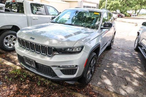 2023 Jeep Grand Cherokee 4xe Base