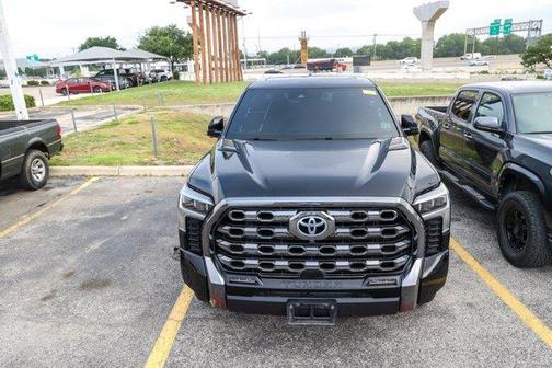 2024 Toyota Tundra Hybrid Platinum