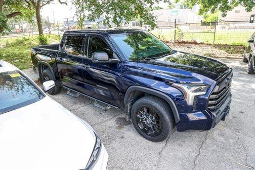 2022 Toyota Tundra SR5