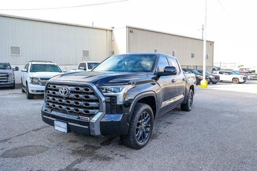 2023 Toyota Tundra Platinum