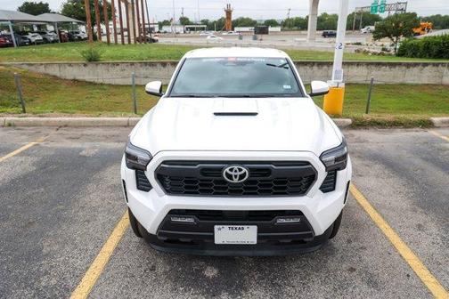 2024 Toyota Tacoma TRD Sport