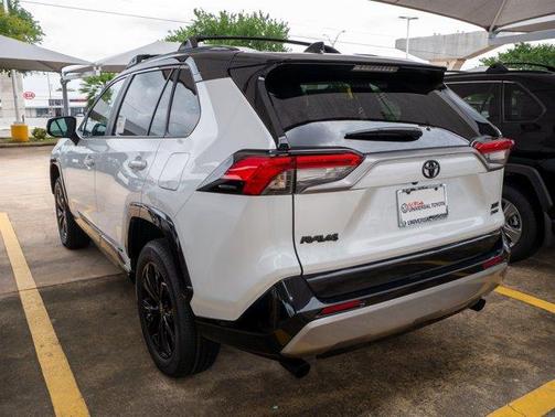 2025 Toyota RAV4 Hybrid XSE