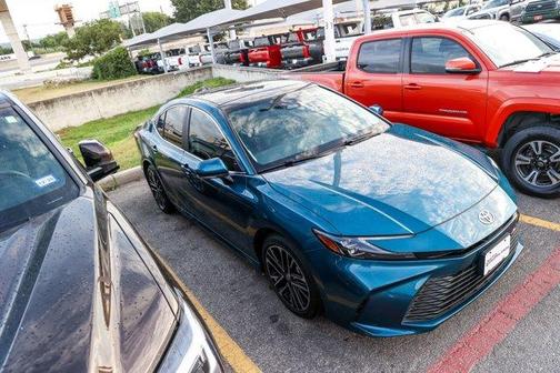 2025 Toyota Camry XLE