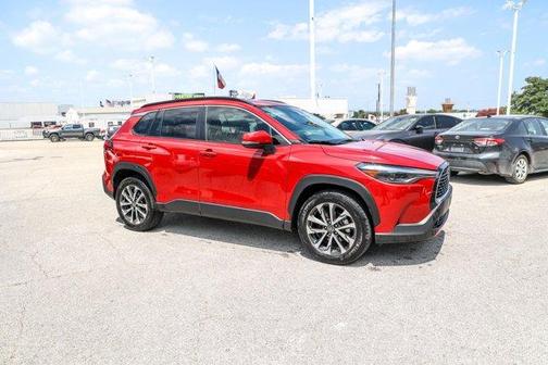 2023 Toyota Corolla Cross XLE