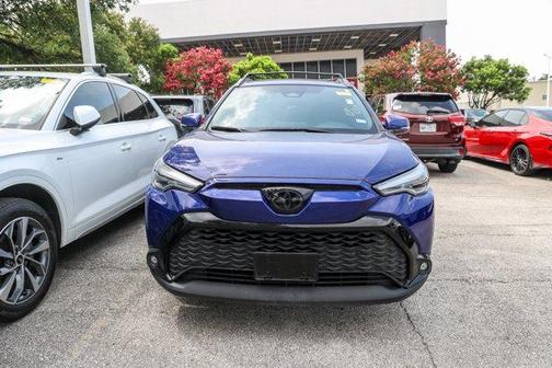 2024 Toyota Corolla Cross Hybrid XSE