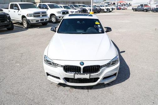 2017 BMW 330e iPerformance