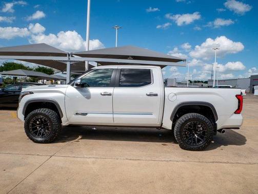 2025 Toyota Tundra Hybrid 1794 Edition