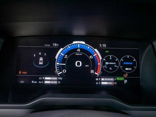 2025 Toyota Tundra Hybrid Platinum