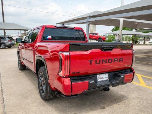 2025 Toyota Tundra Hybrid Platinum
