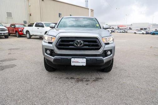 2022 Toyota Tacoma SR5