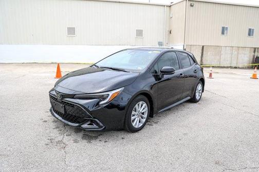 2025 Toyota Corolla Hatchback SE