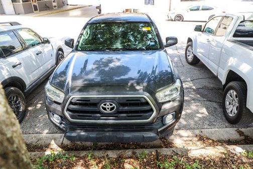 2017 Toyota Tacoma SR5