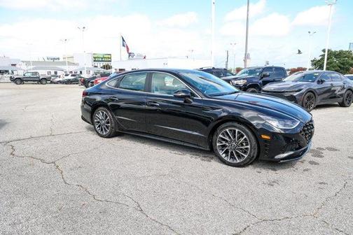 2022 Hyundai SONATA Limited