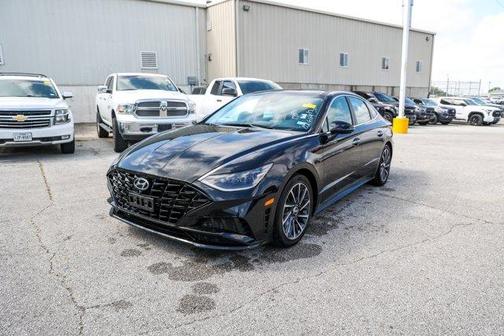 2022 Hyundai SONATA Limited