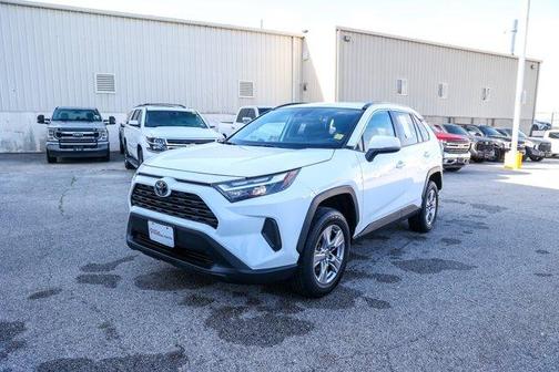 2023 Toyota RAV4 XLE
