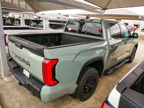 2025 Toyota Tundra SR5