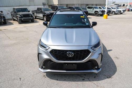 2024 Toyota Highlander XSE