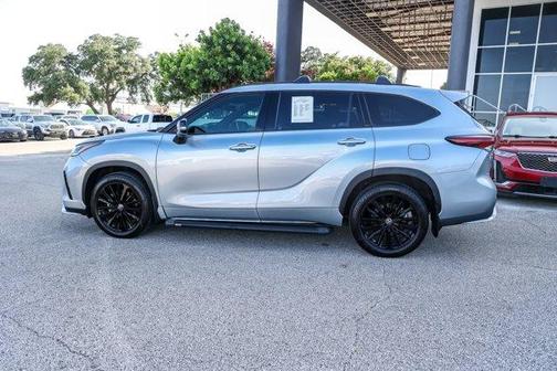 2024 Toyota Highlander XSE