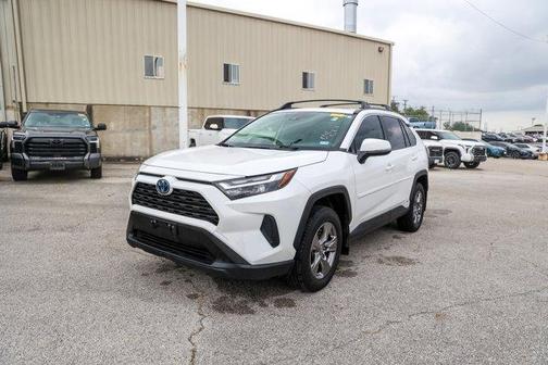 2024 Toyota RAV4 Hybrid XLE