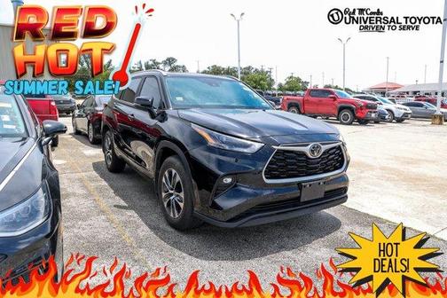 2023 Toyota Highlander XLE