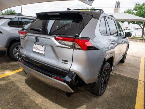 2025 Toyota RAV4 Hybrid XSE