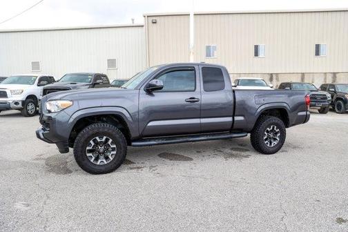 2022 Toyota Tacoma SR5