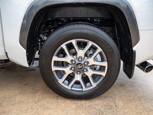 2025 Toyota Tundra Hybrid 1794 Edition