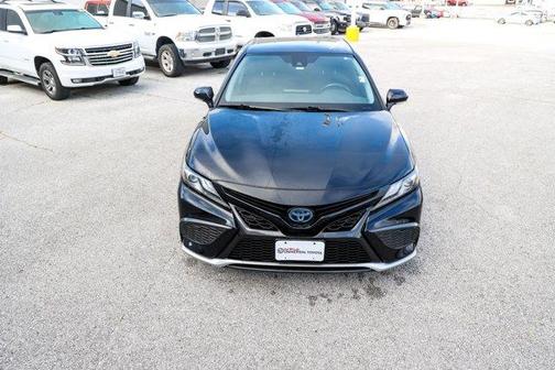 2021 Toyota Camry Hybrid XSE