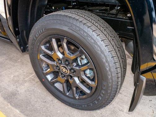2025 Toyota Tundra Hybrid Platinum