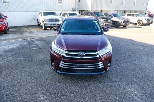 2017 Toyota Highlander LE